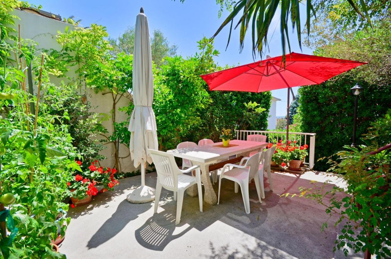 Apartment Dubravka Banjol Εξωτερικό φωτογραφία