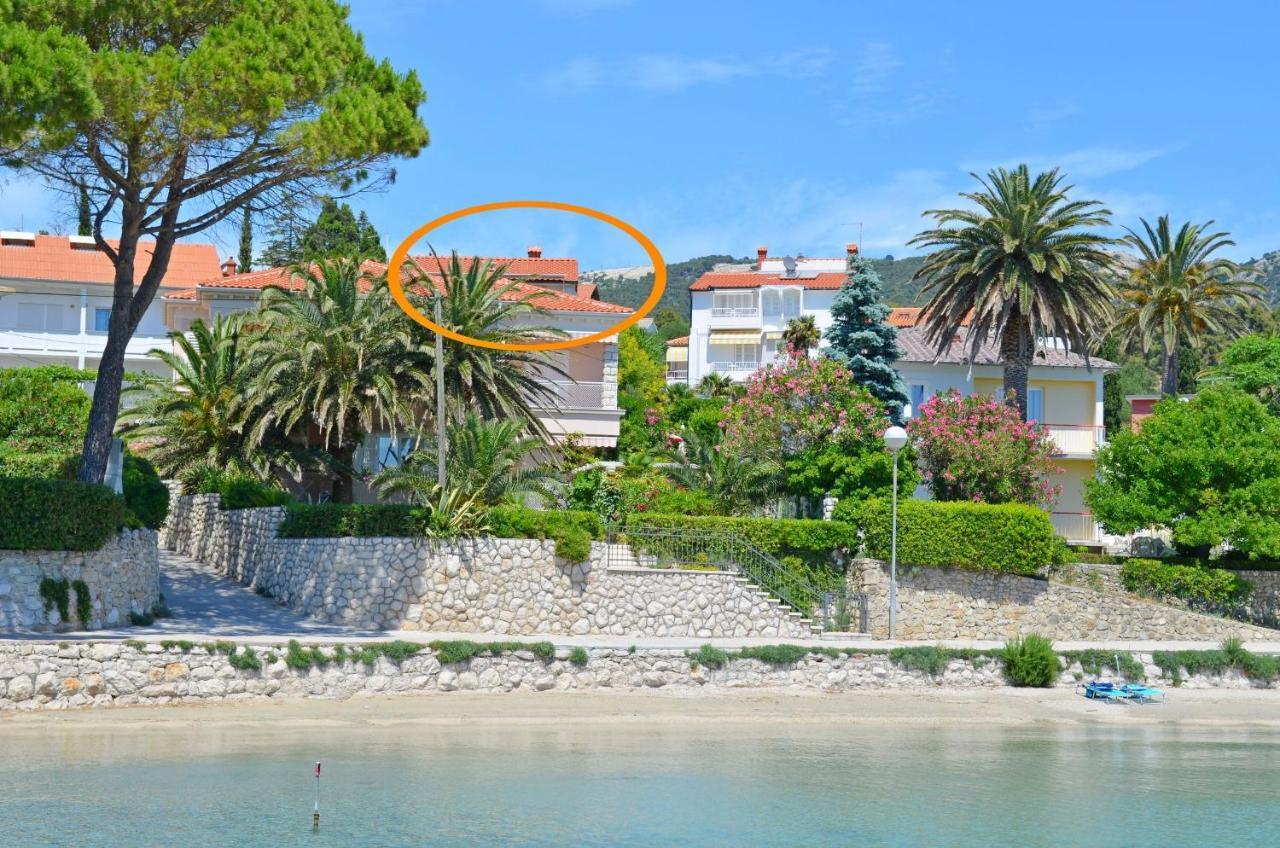 Apartment Dubravka Banjol Εξωτερικό φωτογραφία