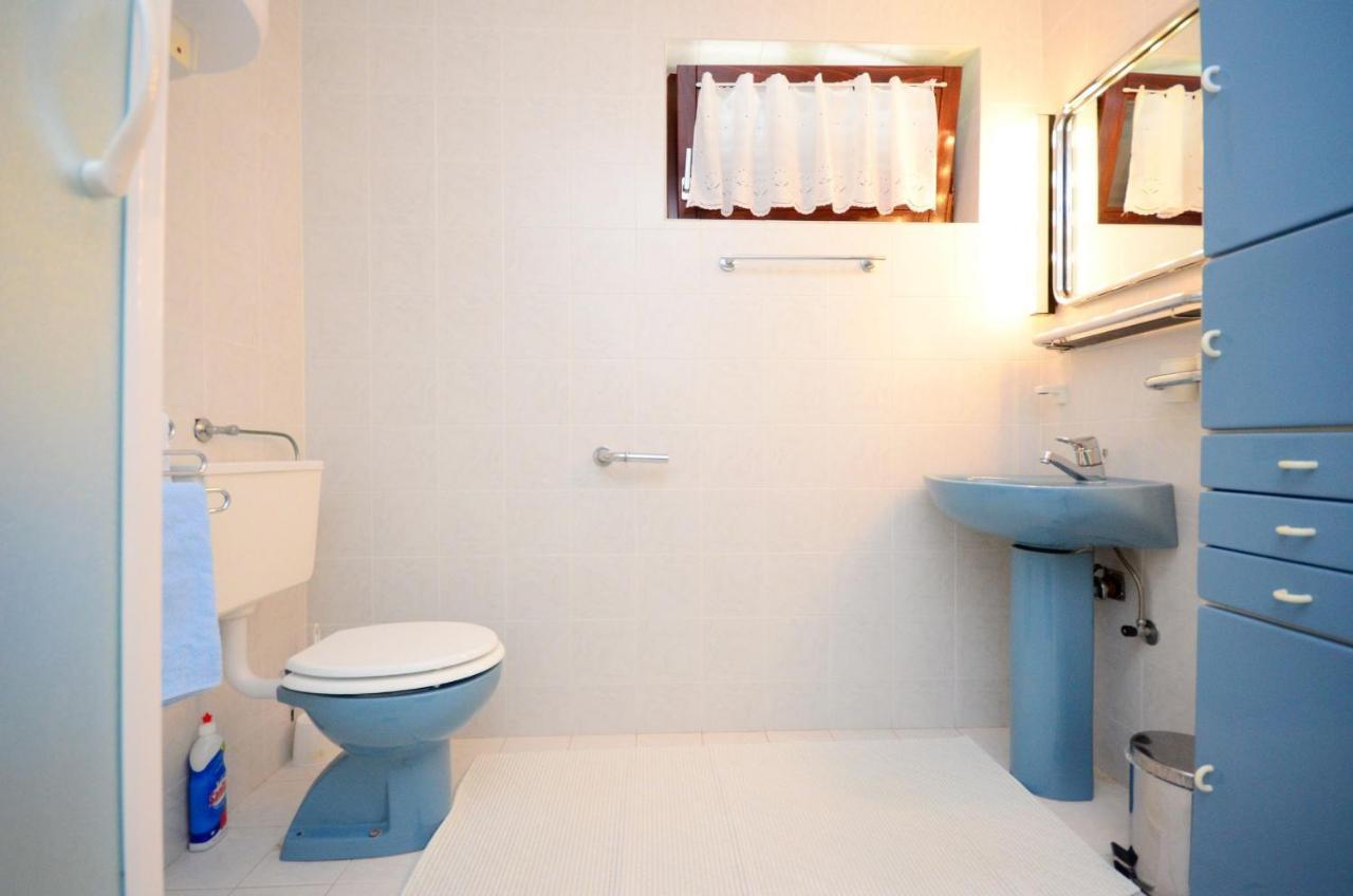 Apartment Dubravka Banjol Εξωτερικό φωτογραφία