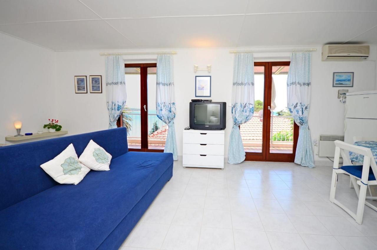 Apartment Dubravka Banjol Εξωτερικό φωτογραφία